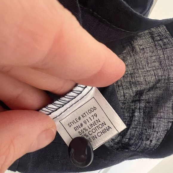 Kiup Navy Linen Blend Ruffle Button Blue Sleeveless Tank Top Size Small NWT - Picture 4 of 4